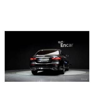 Mercedes-Benz Classe E E250 AMG Line 2022, 18 978 km, boîte automatique, sièges en cuir, conduite à gauche, caméra de recul - Product Image 4