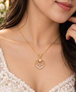 Pendentif cœur en or massif 14 carats avec diamant, collier inspiré de la couronne, bijou cadeau - Product Image 2