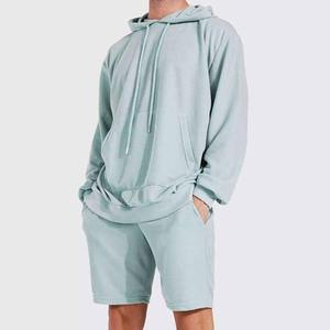 Conjunto de Sudadera con Capucha Oversize y Pantalones Cortos para Hombre, Chándal Casual de Dos Piezas, Ropa Deportiva Urbana, Atuendo Informal para Descansar - Product Image 1