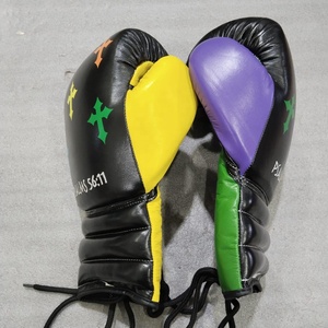 Gants de boxe en cuir véritable sur mesure noirs - Product Image 4