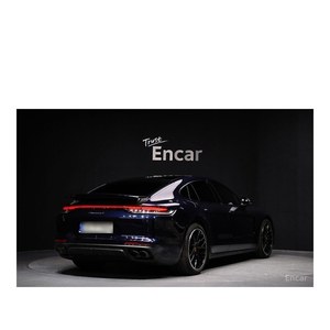 Abril de 2021, Porsche Panamera 2.9 AWD con Asientos de Cuero, Cámara Trasera, Volante a la Izquierda, 38,278 km - Product Image 2