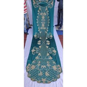 Tissu en satin de soie pure 100% brodé, matière première écologique pour la fabrication de vêtements de mariage de luxe, pour les acheteurs en gros - Product Image 1