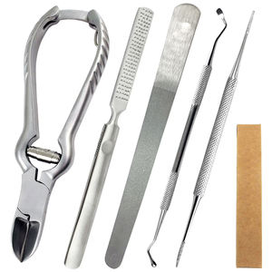 Nouvel ensemble d'instruments de podologie en acier inoxydable de qualité supérieure : lime à ongles, coupe-ongles, pince et lime à cuticules - Product Image 1