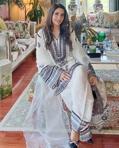 Robes modernes de créateur en soie naturelle lourde gaufrée avec ensemble dupatta, nouveau design FATEMA FASHION, mariage toutes saisons, séchage rapide - Product Image 2