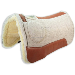 OEM ODM cheval équestre cheval équin approvisionnement équitation COWBOY RANCH WESTERN GREY feutre NUMNAH tapis de selle fourrure rembourré avec PATCH en cuir beige - Product Image 3