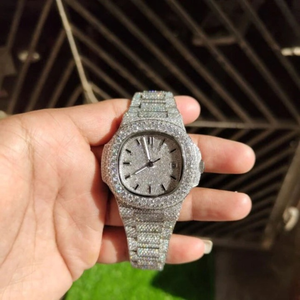 Montre de haute qualité personnalisée, sertie de diamants de laboratoire, en acier inoxydable, de la meilleure qualité, pour hommes - Product Image 2