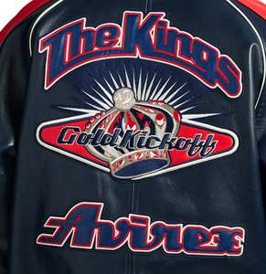 Chaqueta Varsity de Cuero Azul Marino para Hombre Avirex con Detalles Rojos, Logotipo Bordado, Cierre Frontal con Cremallera, Cuero Verde Lima, Símbolo de Energía - Product Image 4