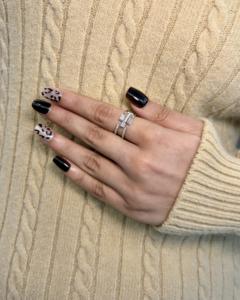 Anillo de cascada de alta calidad con diamantes cultivados en laboratorio de corte baguette y brillante redondo, oro de 14K, proveedor mayorista OEM de joyería fina. - Product Image 3