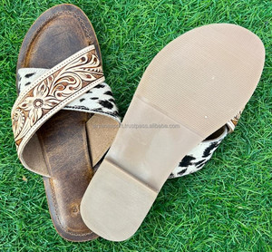 Nouvel arrivage de sandales croisées en cuir de vache véritable et de haute qualité pour femmes, élégantes et personnalisées, tendances en plein air, plates et décontractées - Product Image 6