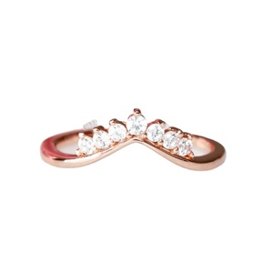 Anillo de Compromiso y Matrimonio de Oro Sólido de 18K con Diamante Cultivado en Laboratorio con Certificación IGI, Estilo Chevron Brillante, Joyería de Moda para Fiesta - Product Image 1