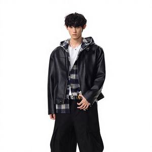 Blouson d'hiver matelassé noir pour homme, col montant, coupe élégante et moderne, coupe ajustée, coupe-vent, fermeture éclair frontale, style urbain haut de gamme - Product Image 3