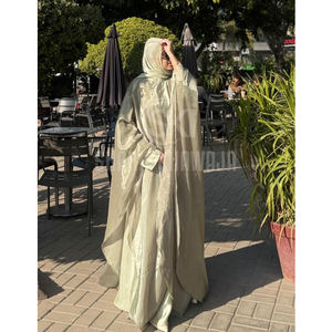 Abaya Larga Informal Islámica con Logotipo Personalizado para Mujer, Ligera, Transpirable, de Alta Calidad, Moderna, al por Mayor - Product Image 1