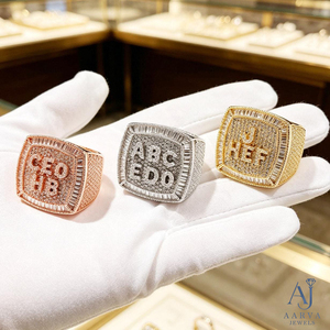 Anillo de Moissanita Plateado en Oro Rosa con Incrustaciones de Plata, Estilo Hip Hop, con Letra Tallada, Tipo Sello, Engaste Pavé, Joyería Cuadrada para Dedo, para Boda y Fiesta - Product Image 3