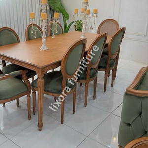 Ensemble de table à manger en bois massif artisanal de luxe pour 8 personnes, style français vintage, chaises en velours vert - Product Image 4