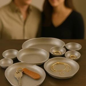 Accesorios Decorativos Elegantes para el Hogar con Diseño de Hojas Doradas, Decoración de Mesa Moderna Inspirada en la Naturaleza, Colección Premium para Servir - Product Image 5