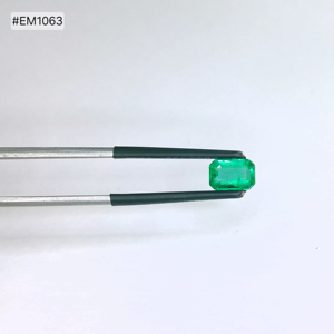 พลอยมรกตแซมเบียทรงแปดเหลี่ยม 1.22 กะรัต ใหม่ล่าสุด คุณภาพเยี่ยม ความใสดี เหมาะสำหรับทำแหวนและจี้ - Product Image 1