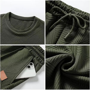 Conjunto de Dos Piezas de Verano para Hombre, Camiseta de Manga Corta y Pantalones Cortos, Estilo Casual y Deportivo, Elegante y de Alta Gama - Product Image 3