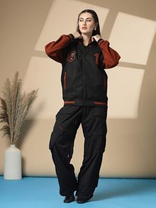 Nueva Chaqueta Varsity Corta de Lana para Mujer, Estilo Universitario, con Forro Suave y Letras Bordadas - Product Image 2