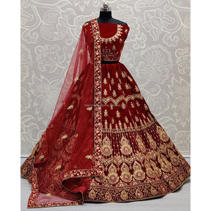 Collections de velours de vêtements de mariée indiens pour la mariée avec le travail de Zarkhan par Fabzone - Product Image 5