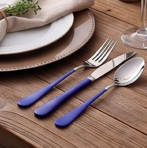 Ensemble de couverts élégant avec poignée violette et tête en argent pour salle à manger moderne, restaurant de fête de mariage et décor de table élégant - Product Image 4