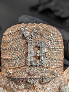 จี้รูปตัวการ์ตูนประดับมอสซาไนต์ทรงเหลี่ยมแบบไอซ์ ชุบโรเดียม/ทอง เงินแท้ 925  งานสั่งทำได้ ของขวัญเพื่อน ของที่ระลึกงานปาร์ตี้ เครื่องประดับคุณภาพสูง - Product Image 6