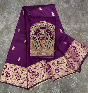 <b>Maroon</b> Hand Drawn Silk <b>Saree</b> Women Traditional Indian Pakistani Wedding Floor-Length Ethnic Sari Regular Fit All Seasons - Product Image 2