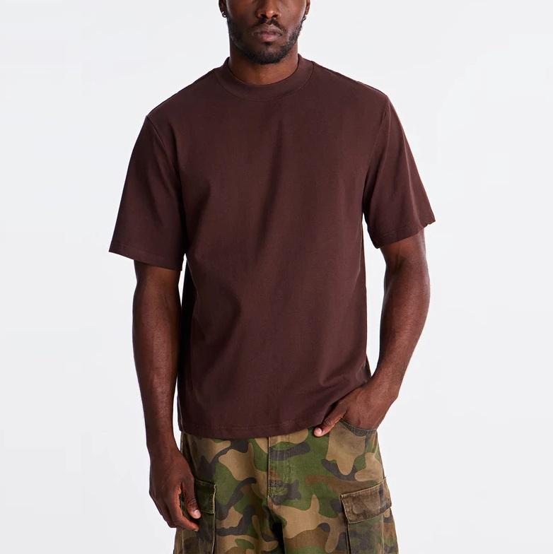 สีน้ำตาล