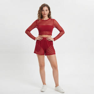 Ensemble haut court et short en maille transparente pour femme, avec short à taille élastique, personnalisable - Product Image 2