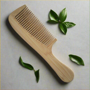 Peine de madera artesanal de alta calidad para cabello y barba, herramienta de peinado ecológica de la India - Product Image 1