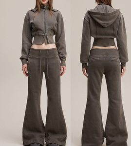 400gsm Heavy Weight Truck Suit Custom logo Cotton Fleece Crop <b>Zip</b> Hoodie and Flare Sweatpants Women's Winter 2-Piece Sets - Product Image 1