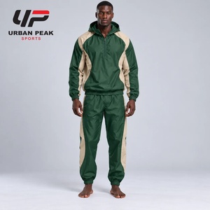 Chándal de Nailon Profesional para Hombre, Diseñado con Tela de Calidad, Ofrece un Ajuste Cómodo y una Sensación Suave, Chándal de Nailon para Hombre para Actividades al Aire Libre - Product Image 1