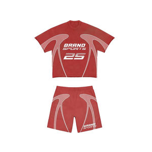 Conjunto de 2 piezas de camiseta polo con logo personalizado unisex y pantalones cortos cargo, ideal para la moda urbana. - Product Image 2