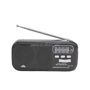 ELETREE SK-<span class=keywords><strong>100</strong></span> Altavoz Portátil BT, Radio FM/AM de 2 Bandas, Reproductor MP3 TF, Linterna LED, Mini Radio Recargable con Conector para Auriculares - Product Image 4