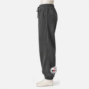Pantalones Deportivos Personalizados para Hombre, Color Gris Oscuro, Cintura Elástica con Cordón, Bolsillos Laterales, Tejido de Algodón Transpirable, Peso Medio, Estilo Casual para Otoño - Product Image 3