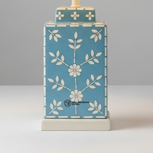 Lampe de table artisanale avec incrustation florale bleue |   Éclairage décoratif design pour la maison - Product Image 5
