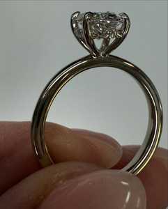1.50 CT Oval IGI Certified Lab Grown Diamond <b>Ring</b> 14K 18K Solid Gold Solitaire Engagement <b>Ring</b> Manufacturer Wholesale Price - Product Image 5