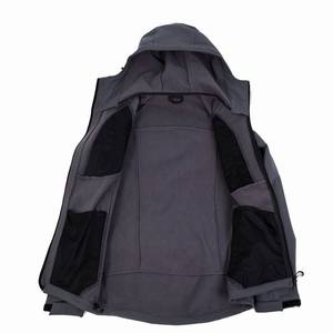 Oem Logo Versatie <b>Camping</b> Hiking Custom Fleece Winter Breathable Outdoor Casual Hooded <b>Windbreaker</b> Waterproof Men Softshell - Product Image 5