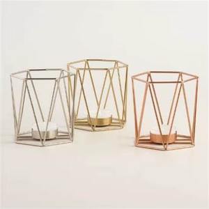 เชิงเทียนโลหะแบบตั้งพื้นพร้อมที่วางเทียนตกแต่งทรงสูงสำหรับโรงแรม ร้านอาหาร และงานแต่งงาน ในราคาส่งออก - Product Image 6