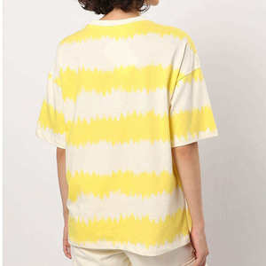 T-shirt pour femme avec détail de ligne contrastée, coton doux, col rond, manches courtes, coupe ajustée, décontracté, élégant, tendance, pour tous les jours - Product Image 6