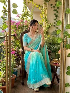 Sari en satin brodé Satin Grace, Sari en satin Aarco Elegance, Sari en satin Royal Fandy, Sari en satin avec broderie de fils, Sari en soie mono de créateur Charm - Product Image 5
