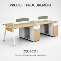 Bureau de travail moderne pour 4 personnes avec armoires de rangement et séparateurs verts, 2800 mm, aspect chêne