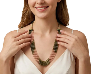 Collar artesanal de 5 capas con circonita cúbica y cuentas de vidrio, estilo Mala, joyería étnica tradicional india. - Product Image 2