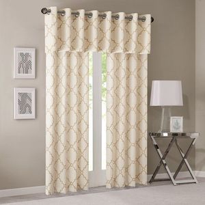 Mantovana con stampa traforata Beige/oro, mantovana e mantovana da 50x18 ", - Product Image 6