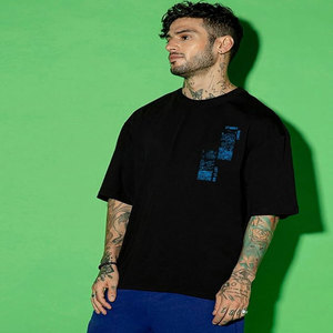 เสื้อยืดโอเวอร์ไซส์ทรงสี่เหลี่ยมแบบสั่งทำพิเศษสำหรับผู้ชาย ผ้าหนา ซักแล้ว ทรงหลวม แขนตก ลดราคาพิเศษ - Product Image 4