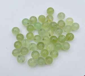 Lot en gros de 10 mm de boules rondes lisses en préhnite naturelle, sphères de cristal de guérison, pierres précieuses en vrac pour la fabrication de bijoux - Product Image 1