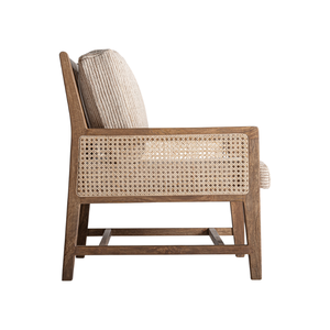 Fauteuil lounge minimaliste scandinave en teck massif avec panneaux latéraux en rotin tressé, coussin moelleux, chaise d'appoint confortable pour usage en resort - Product Image 2