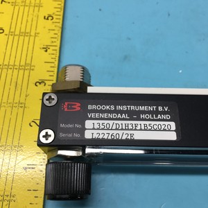 Medidor de Flujo de Líquido AMAT 1040-90046 8 a 80, 146500 - Equipo y Piezas de Semiconductores de Confianza de Marca Global - Product Image 3