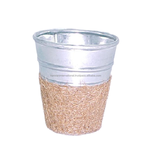 Maceta de Metal Roja Atractiva, Ecológica, Ligera, Estilo Americano, para Hogar, Restaurante, Jardín - Product Image 3