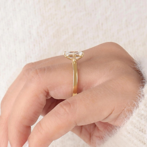 Anillo de Compromiso con Diamante Cultivado en Laboratorio, Corte Ovalado de 2.00 Quilates, Certificado por IGI, Oro de 14K, Joyería de Lujo para Regalo de Fiesta - Product Image 5