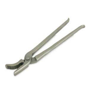 Pince à clous de fermeur de sabots en gros |   Outil vétérinaire en acier artisanal avec manche recouvert de rouge pour le pose de clous de sabot de cheval - Product Image 6